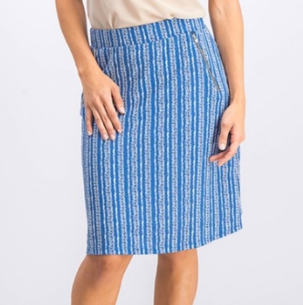 Le Lis Stretch Skirt - Size Medium